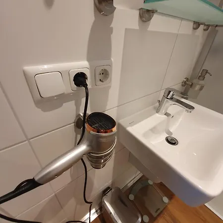 Tiny Haus Dorf Wendland بيت للعطل *