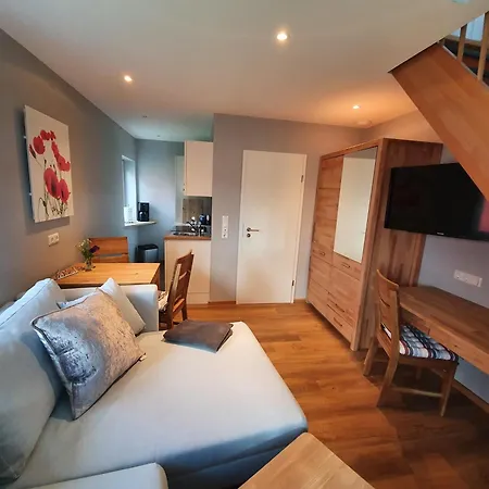 Tiny Haus Dorf Wendland بيت للعطل